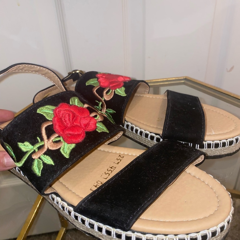 Suede Rose platform Mexican Sandals - New